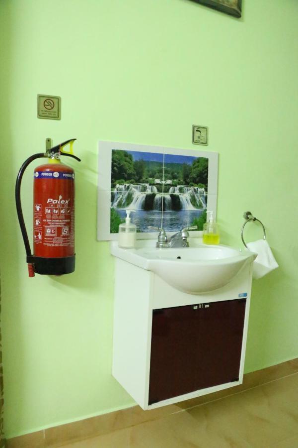 Hotel Nkc Airport Chennai Zewnętrze zdjęcie